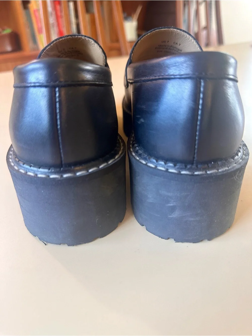 & Other Stories Black platform Oxford Portugal log sole